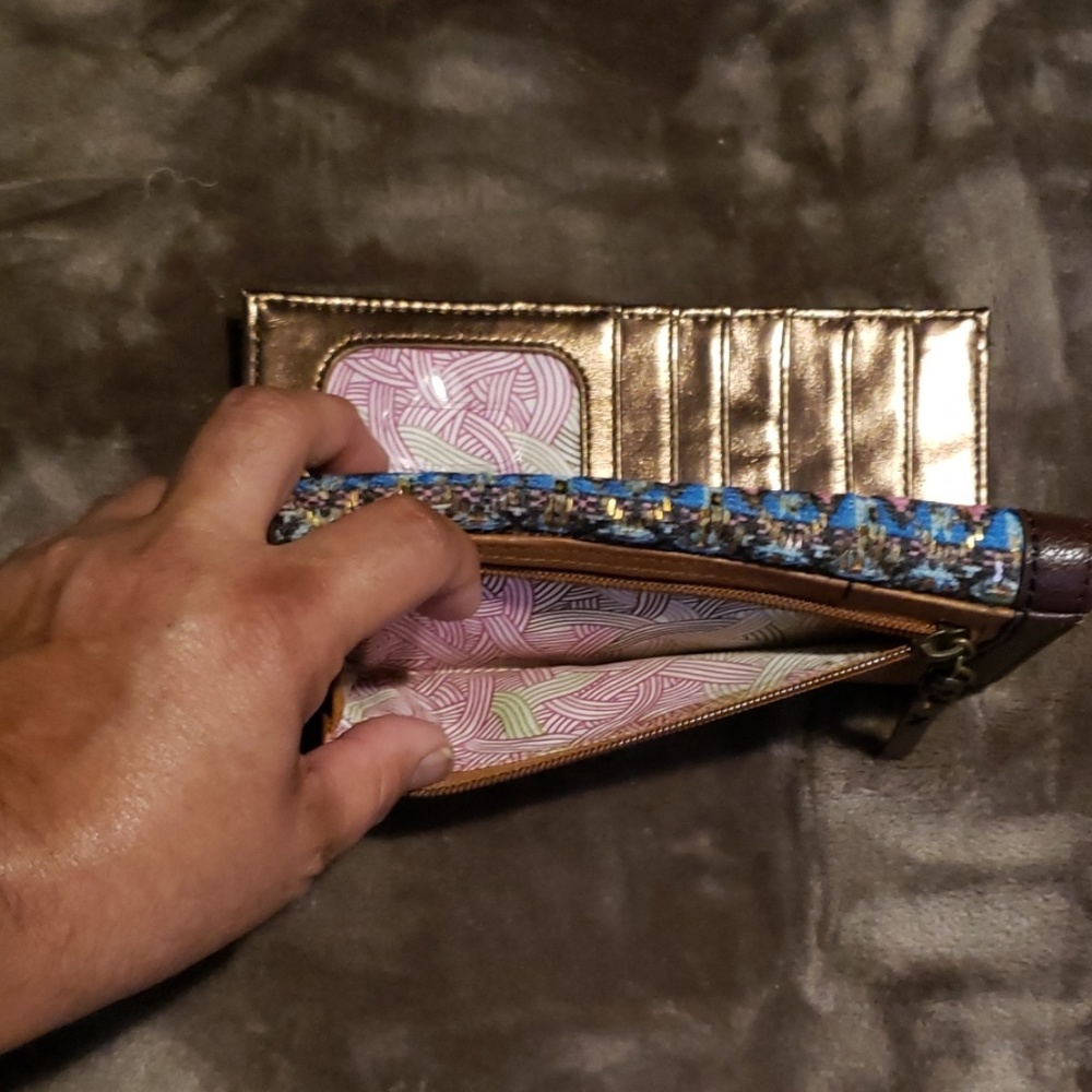 The Sak Wallet - Picture 6 of 13